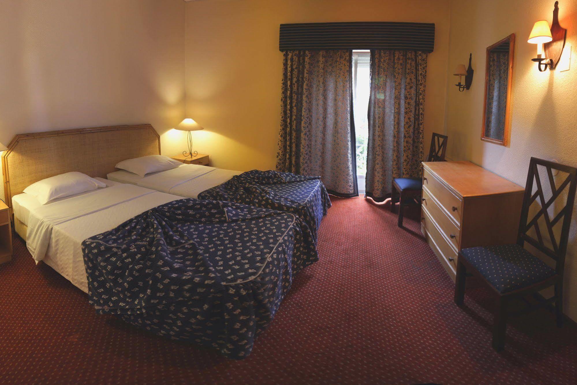 Hotel Cidadela กาชไกช์ ภายนอก รูปภาพ